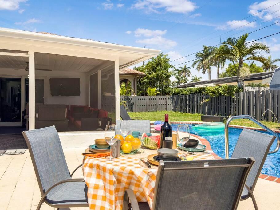 Amazing Home W Heated Pool 8 Mins To The Beach Lighthouse Point Kültér fotó