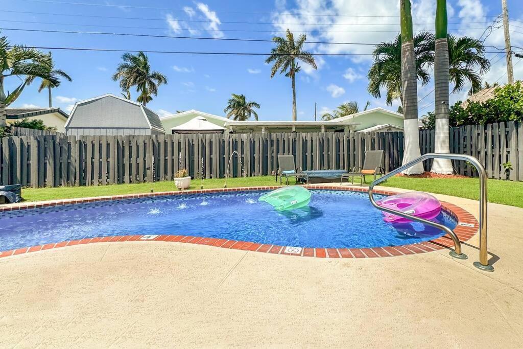 Amazing Home W Heated Pool 8 Mins To The Beach Lighthouse Point Kültér fotó